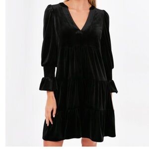 Pomander Place Black Long Sleeve Dress
